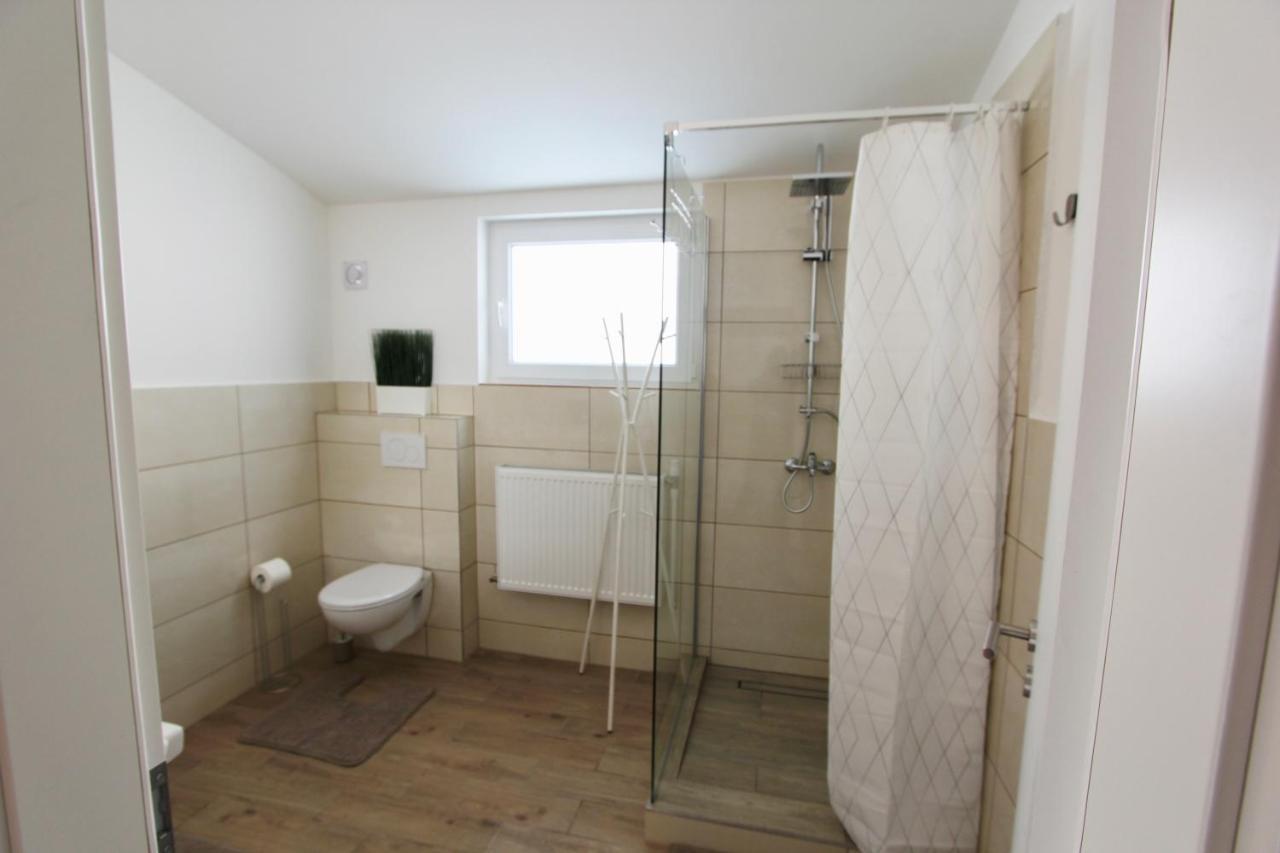 Wunderschoen Zwischen Ortsausgang Und Waldesrand Gelegene, Schoene Apartments Herzogenrath Esterno foto